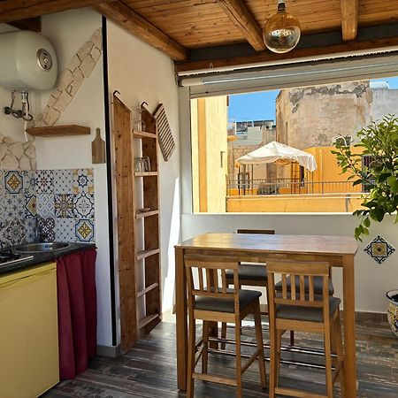 Casa di Dalila Apartment Trapani Bagian luar foto